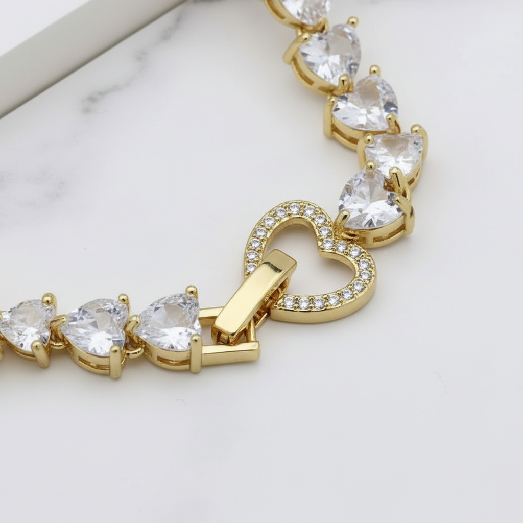 Bracelet Pavé Heart – Macro Detail